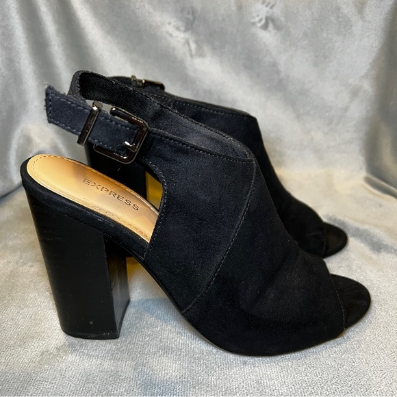 SOLD* - Picture 2 of 6